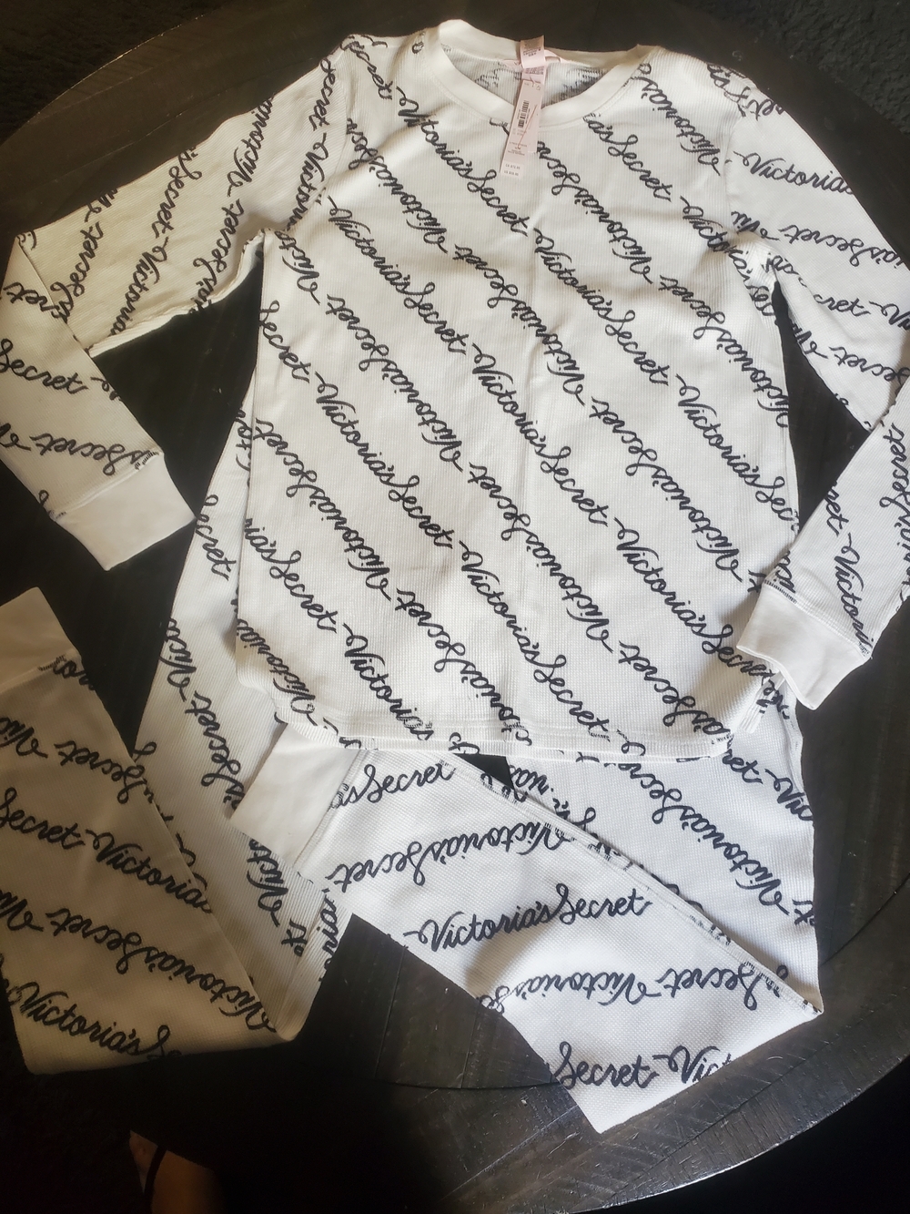 Victoria's Secret White and Black Script Lounge Thermal Set